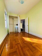 57-19 64th St in Queens, NY - Building Photo - Building Photo