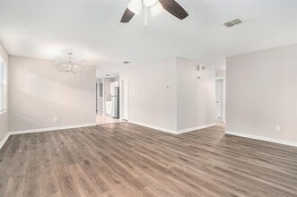 936 Rose Crystal Way in Fort Worth, TX - Building Photo - Building Photo