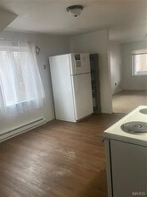 4490 N Virginia Mines Rd, Unit 2 in St. Clair, MO - Building Photo - Building Photo