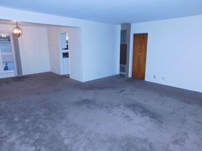 66 Belmont Ave, Unit not applicable in Long Beach, CA - Building Photo - Building Photo
