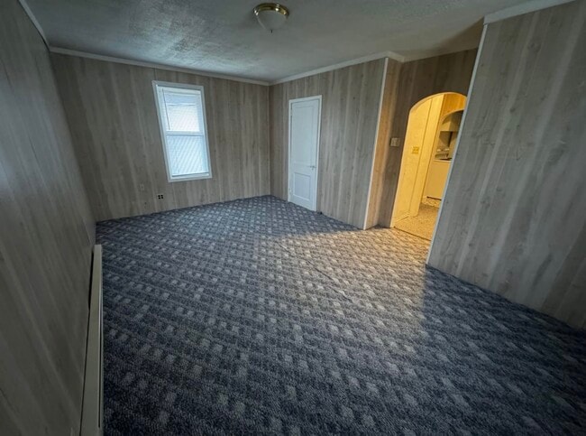29 Nutt Ave, Unit #2 - Upstairs