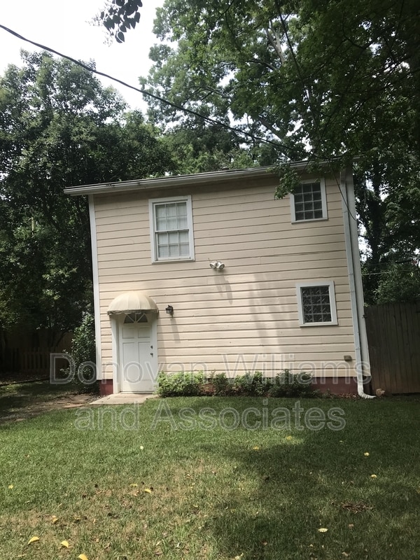 property at 1529 Thomas Ave