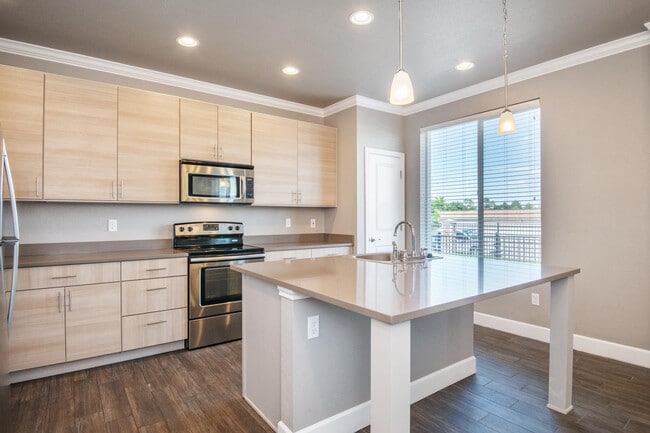 Willow Point Townhomes