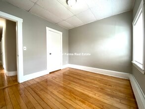 270 Bowdoin St, Unit 3 in Boston, MA - Building Photo - Building Photo