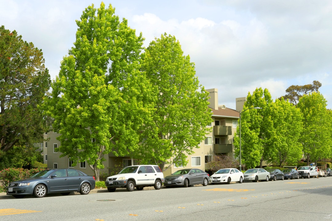 Windwater Mills in Millbrae, CA - Building Photo