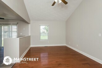 13102 Lavenia Ln in Louisville, KY - Building Photo - Building Photo