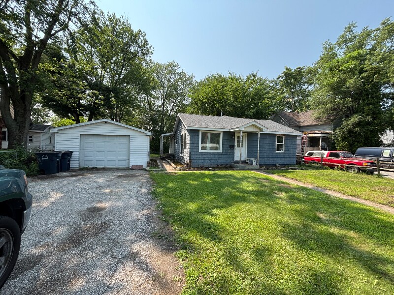 2803 Wabash St in Michigan City, IN - Building Photo