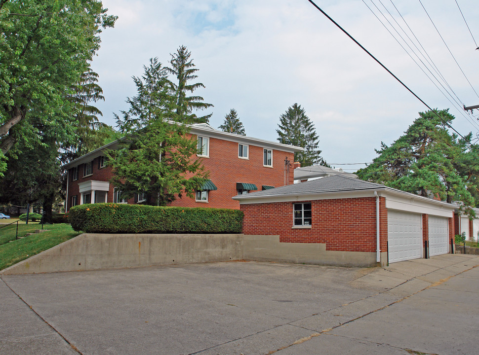 1 Monteray Rd in Dayton, OH - Building Photo