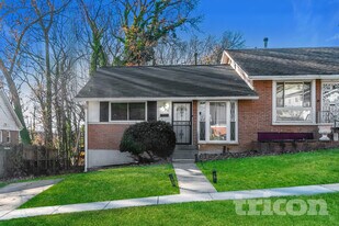 3105 Bellbrook Ct in Temple Hills, MD - Building Photo