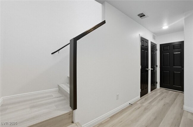 4575 Pencester St in Las Vegas, NV - Building Photo - Building Photo