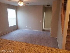 1553 Ivygate Ave in Las Vegas, NV - Building Photo - Building Photo