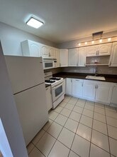 5000 Carriage Way Dr in Rolling Meadows, IL - Building Photo - Building Photo