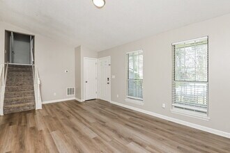 3350 Eastwood Trail in Snellville, GA - Building Photo - Building Photo