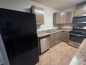 3709 Juniper St in Village of Clarkston, MI - Building Photo - Building Photo