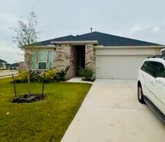 12103 Wooden Mill Ln in Santa Fe, TX - Building Photo