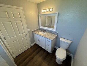 375 Greenwich Ct in Poinciana, FL - Building Photo - Building Photo