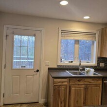 315 Old Concord Turnpike in Barrington, NH - Foto de edificio - Building Photo