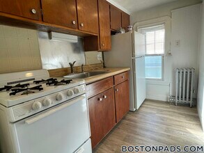 81 Electric Ave, Unit 3 in Somerville, MA - Building Photo - Building Photo