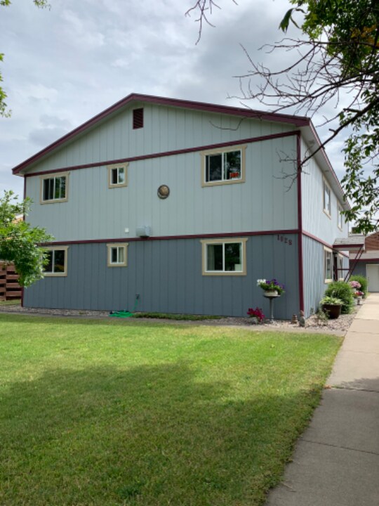 1028 Longstaff St in Missoula, MT - Building Photo