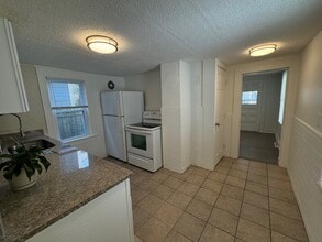 23 Beauregard St in Springfield, MA - Building Photo - Building Photo