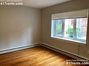 14 Mt Ida St, Unit 5 in Newton, MA - Building Photo - Building Photo