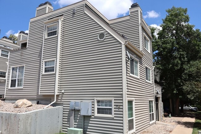 1301 University Ave