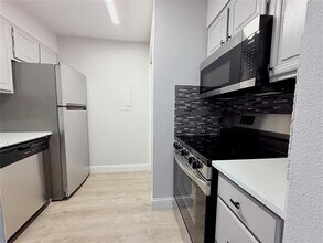 5757 Martel Ave in Dallas, TX - Building Photo - Building Photo