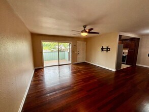 9835 Caminito Cuadro in San Diego, CA - Building Photo - Building Photo