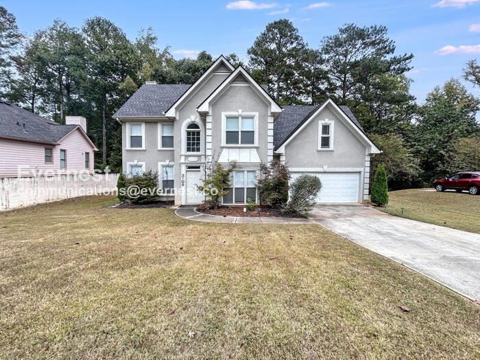 3106 Sherwood Oaks Ln in Decatur, GA - Building Photo