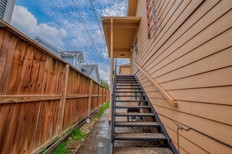 609 Cortlandt St in Houston, TX - Building Photo - Building Photo