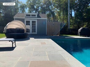 20A N Cartwright Rd in Shelter Island, NY - Building Photo - Building Photo