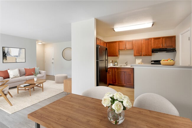 Lafayette Apartments in Alexandria, VA - Building Photo - Building Photo