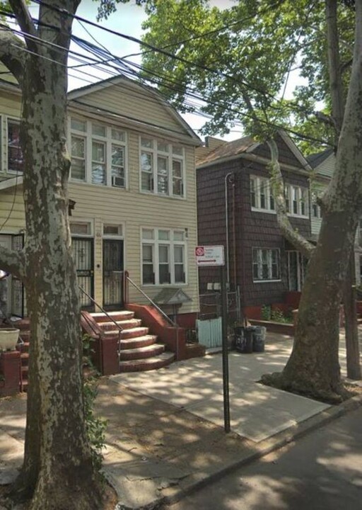 737 Alabama Ave in Brooklyn, NY - Building Photo