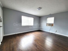 1808 Crest Hill Ave in Cincinnati, OH - Building Photo - Building Photo