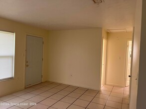 360 Schoolhouse Ln, Unit 127 in Merritt Island, FL - Building Photo - Building Photo