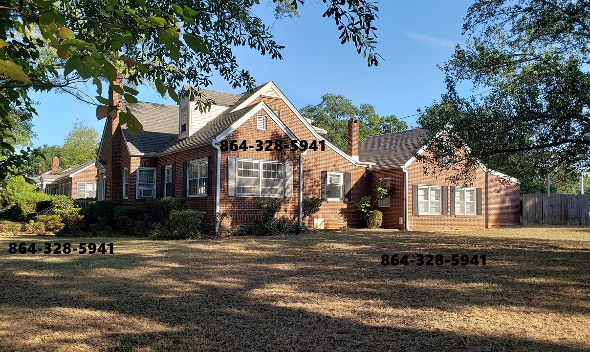 2302 Whitehall Ave, Unit B in Anderson, SC - Building Photo