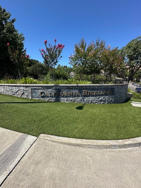 7308 Croy Ln in Dublin, CA - Foto de edificio