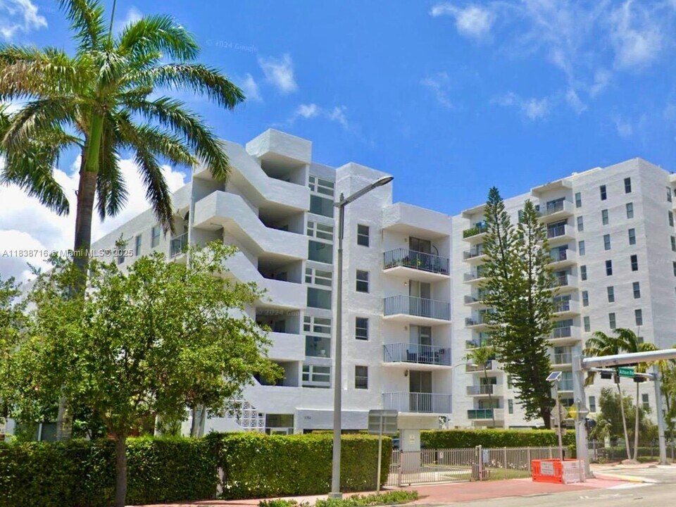 1250 Alton Rd in Miami Beach, FL - Building Photo