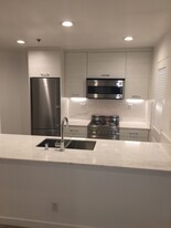 8600 Burton Way in Los Angeles, CA - Building Photo