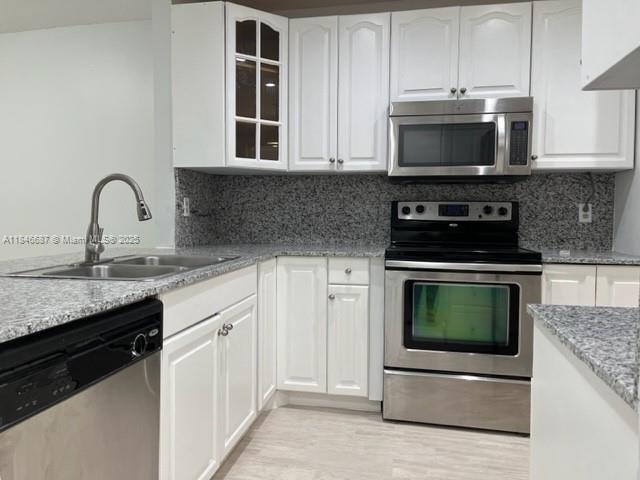 property at 447 Lakeview Dr
