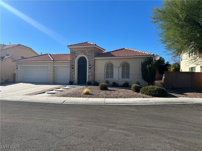 6625 N Arbor Bluff Ct in North Las Vegas, NV - Building Photo - Building Photo