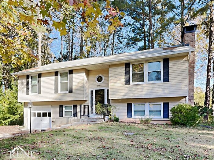 284 High Meadow Dr in Marietta, GA - Building Photo