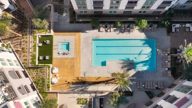 The Upland in Upland, CA - Foto de edificio - Building Photo