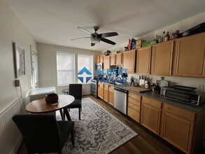 12 Fairfield St, Unit 1L in Cambridge, MA - Building Photo - Building Photo