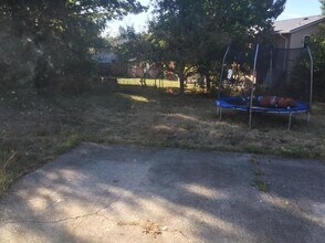 2308 Maple Ln in Steilacoom, WA - Building Photo - Building Photo