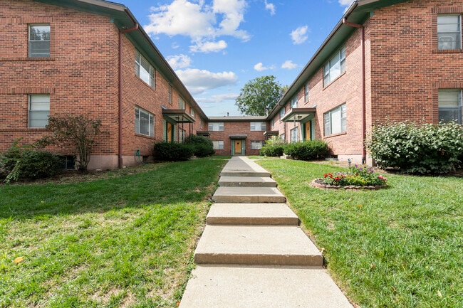 4104 Clark Ave in Kansas City, MO - Building Photo - Building Photo