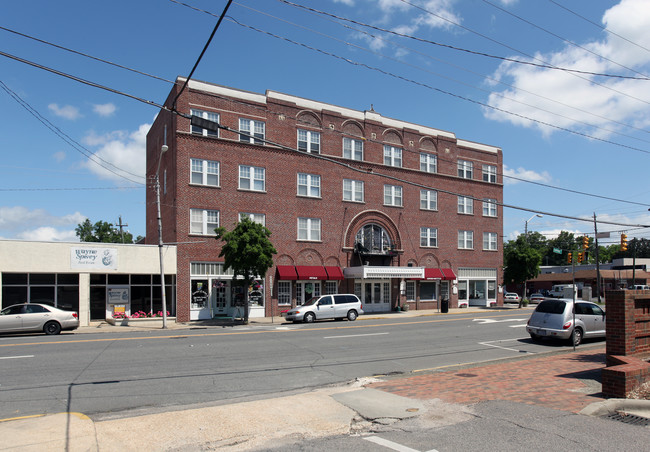 Sanford Makepeace Apartments in Sanford, NC - Building Photo - Building Photo