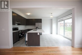 41 Walters St in Kawartha Lakes, ON - Building Photo - Building Photo