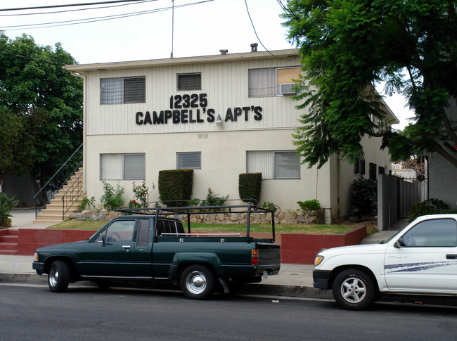 Campbell's Apartments in Hawthorne, CA - Building Photo - Building Photo