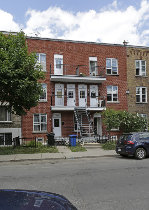 71-81 3e in Montréal, QC - Building Photo